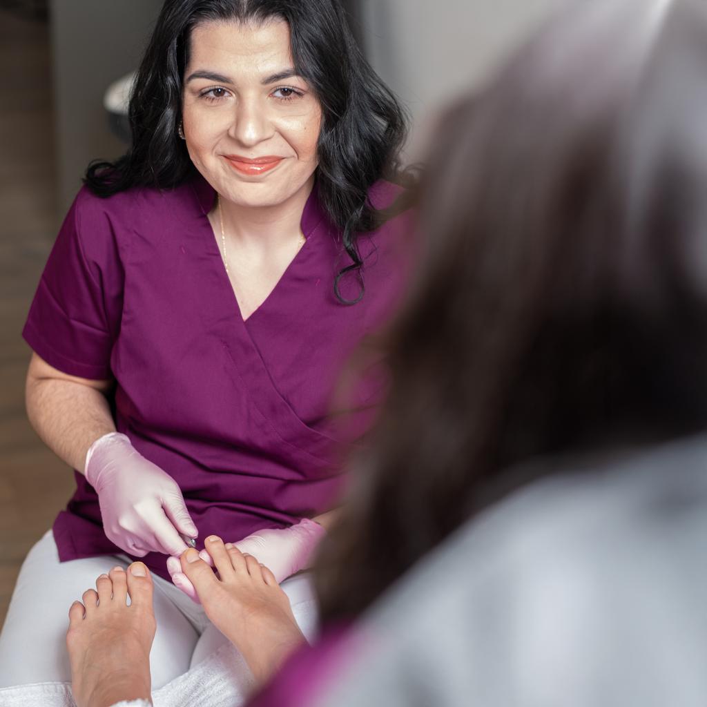 Fußpflegerin in der Vitalerie